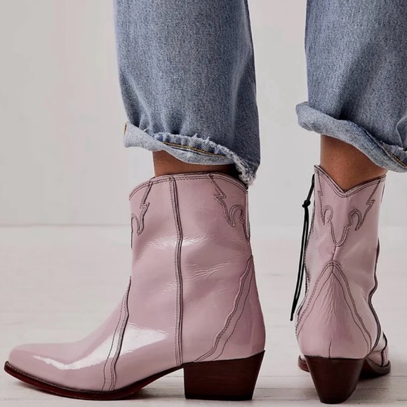 Free People - New Frontier Western Boot - Color: Orchid (Pastel Pink) - Size 7.5 - Picture 1 of 10